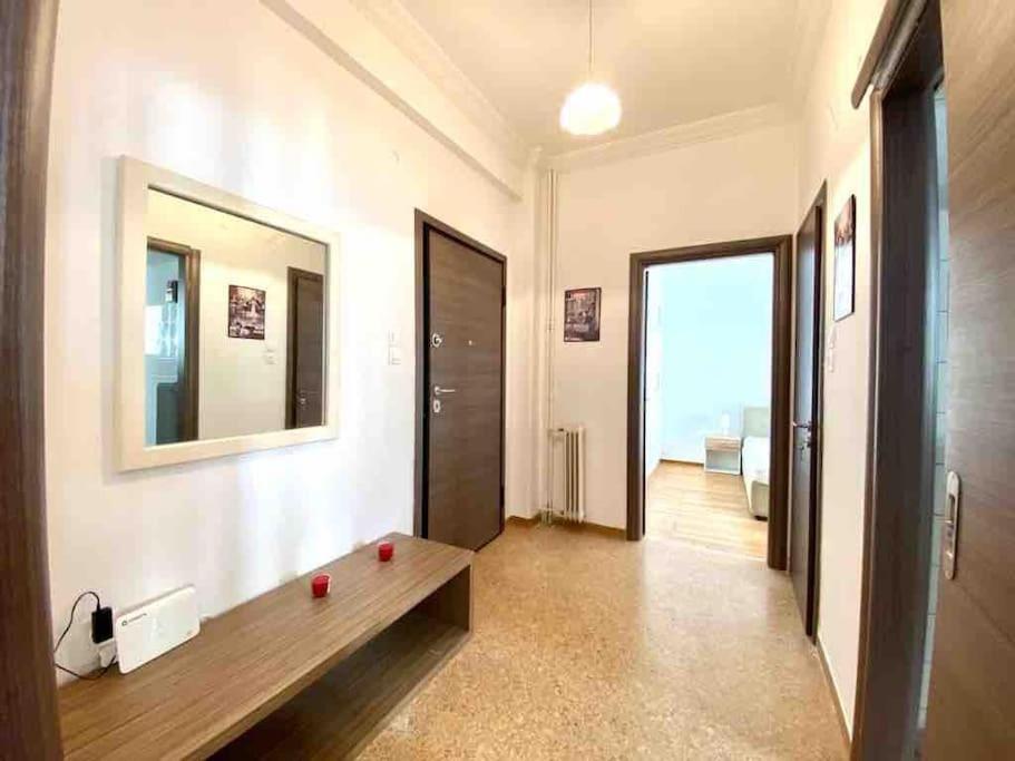 Lovely 1 Bedroom Apartment In Αθήνα Εξωτερικό φωτογραφία